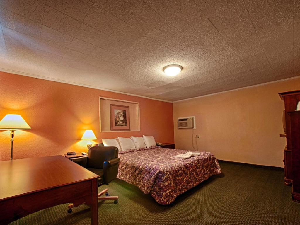 Economy Motel Inn And Suites Somers Point Room photo